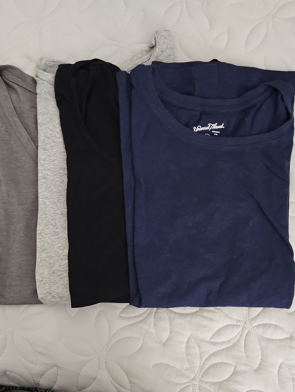 Collection of 4 Women’s Short Sleeve Tees XXL